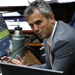 El PRO prepara una denuncia contra Menem y advierte que no ayuda más con el quórum