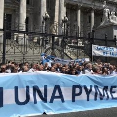 CRISIS INDUSTRIAL Y DE EMPLEO / una Cámara asegura que en 2026 cerrarán 30 mil PYMES argentinas