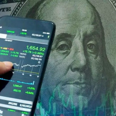 El Gobierno prevé que el dólar no aumentará