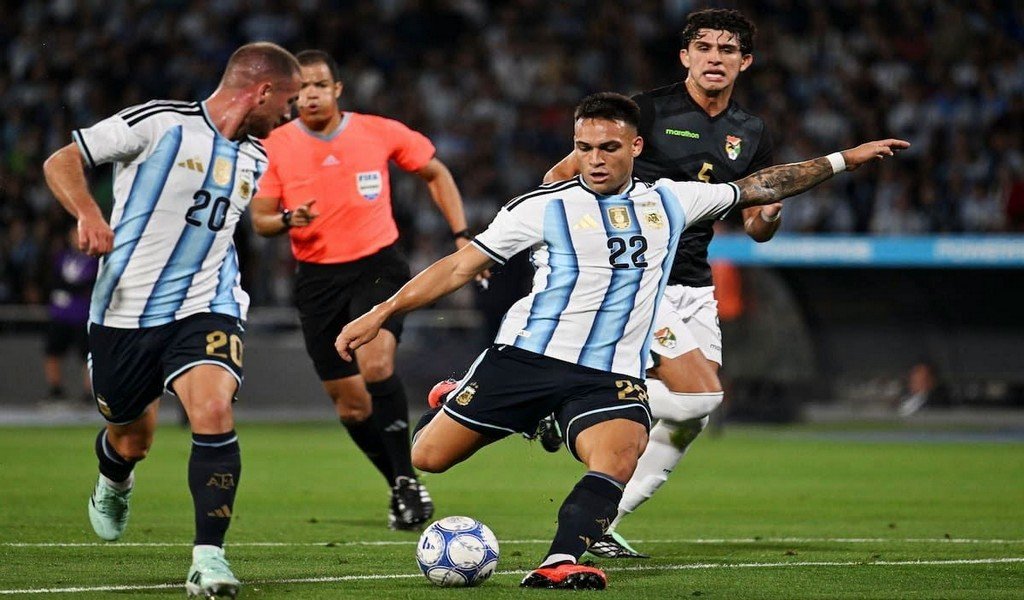 ARGENTINA RECUPERÓ LA SONRISA Y GOLEÓ A BOLIVIA EN CÓRDOBA