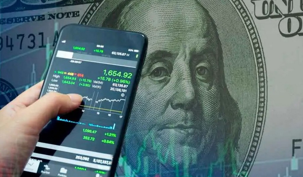 El Gobierno prevé que el dólar no aumentará