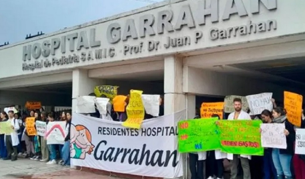 Paro y protesta en el Hospital Garrahan
