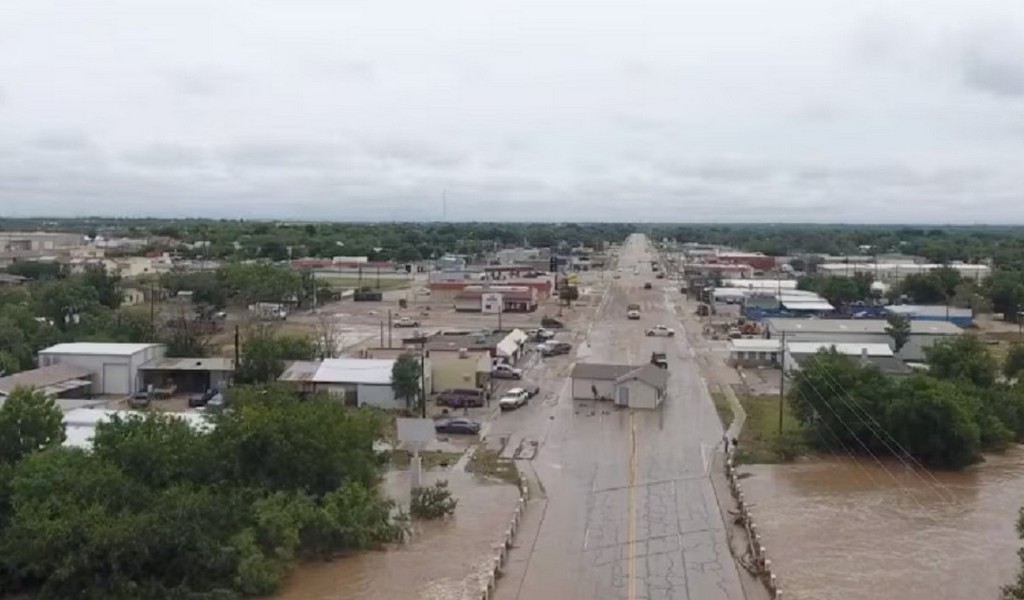 Suben a 110 los muertos por las inundaciones en Texas